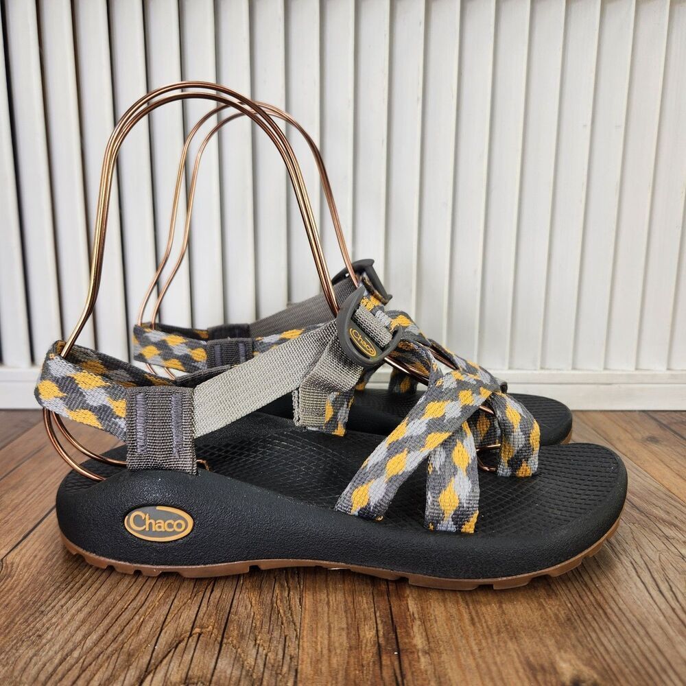 Chaco Z/2 Classic Quilted Golden Womens Sz 6 Strappy Adjustable Sandals J106570